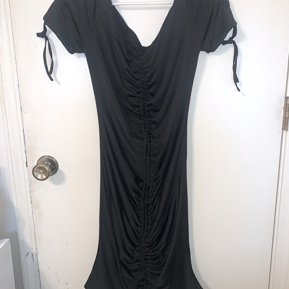 Black Sexy Scrunch Dress - Picture 1 of 5